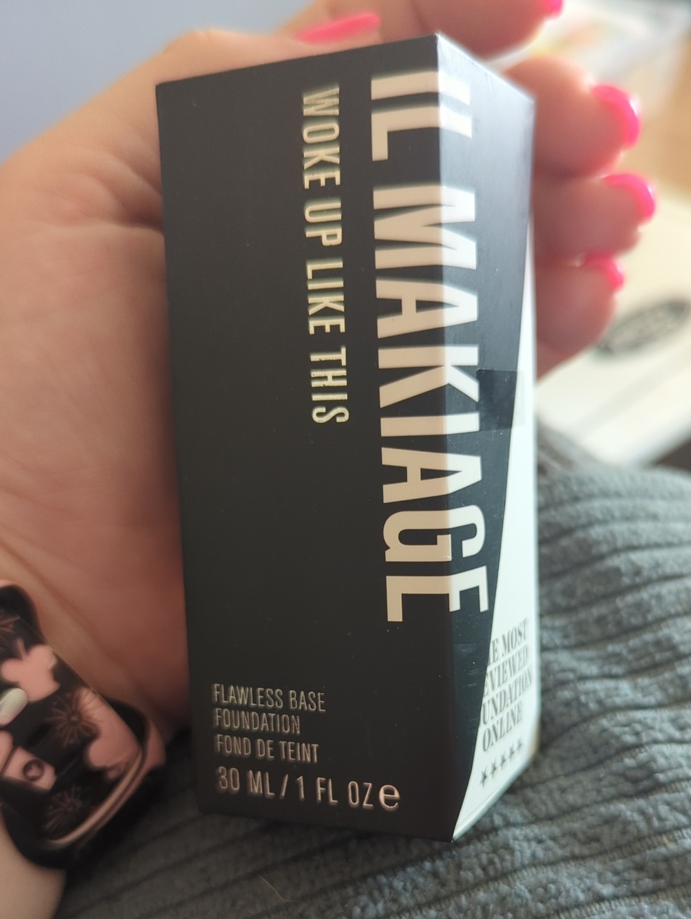 IL MAKIAGE Flawless Base Foundation-New Sealed Box Color 075